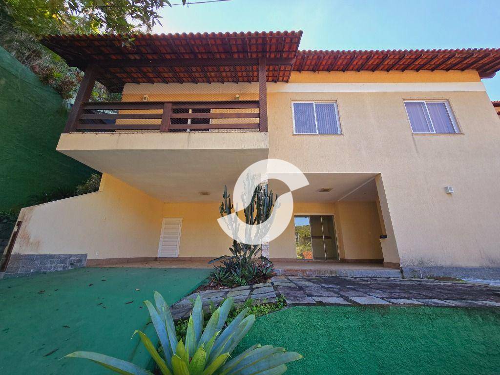 Casa à venda com 3 quartos, 262m² - Pendotiba,Niterói