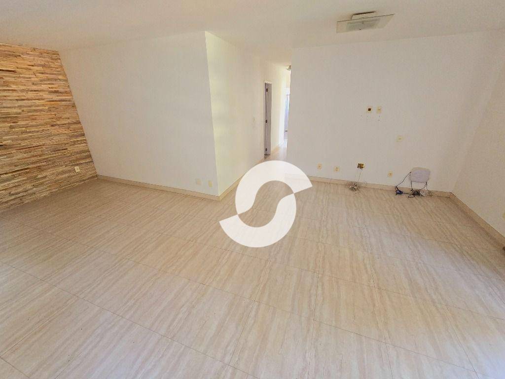  - Casa à venda, 262 m² por R$ 750.000,00 - Pendotiba - Niterói/RJ