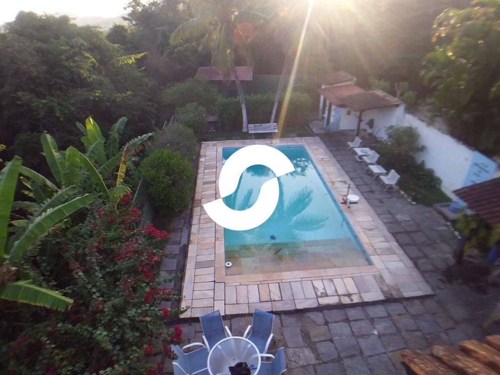 Casa à venda com 5 quartos, 300m² - Itaipu,Niterói