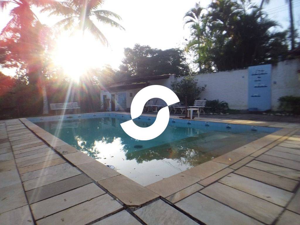 Casa à venda com 5 quartos, 300m² - Itaipu,Niterói