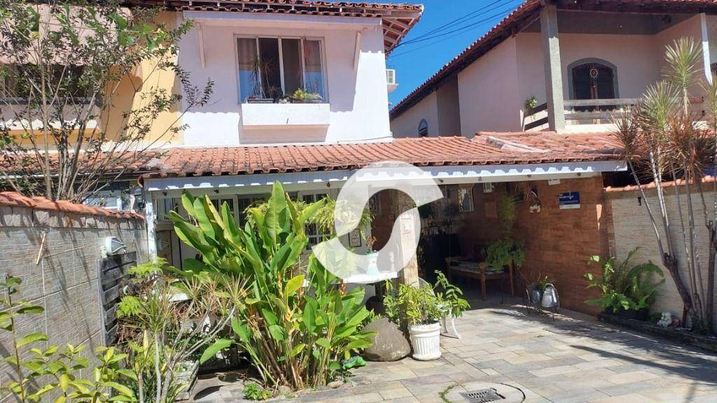 Casa à venda com 3 quartos, 268m² - Itaipu,Niterói
