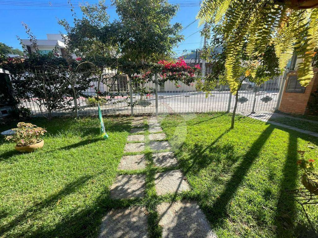 Casa à venda com 3 quartos, 165m² - Piratininga,Niterói
