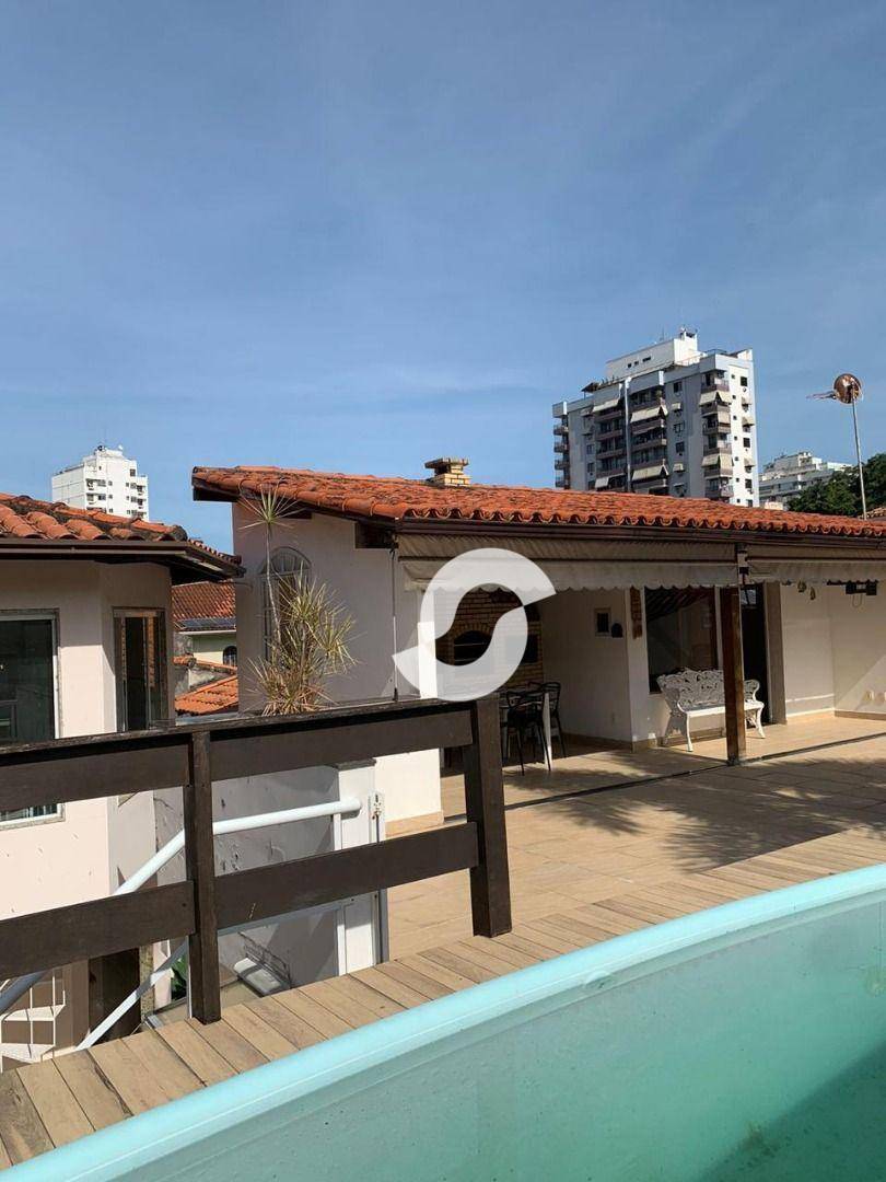 Casa à venda com 5 quartos, 325m² - Pe Pequeno,Niterói