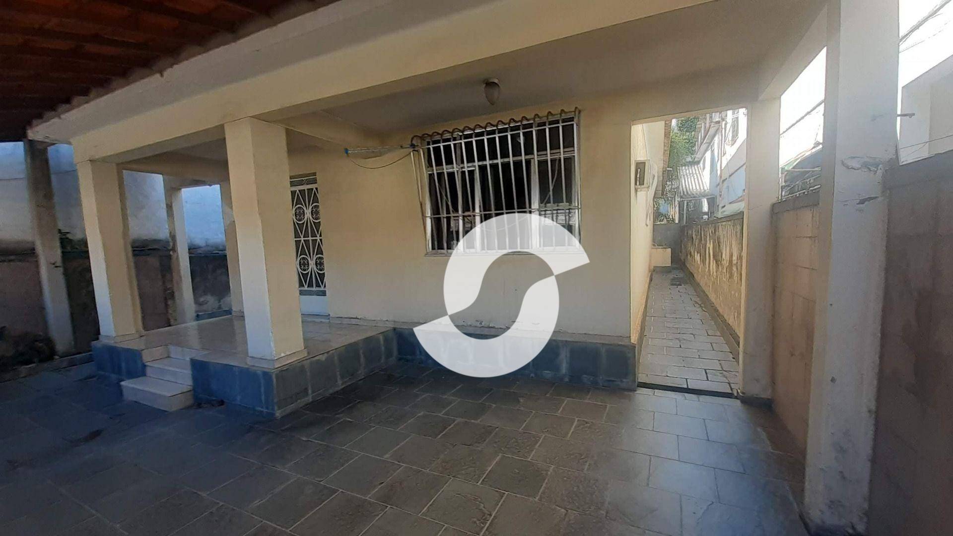 Casa à venda com 2 quartos, 150m² - Fonseca,Niterói