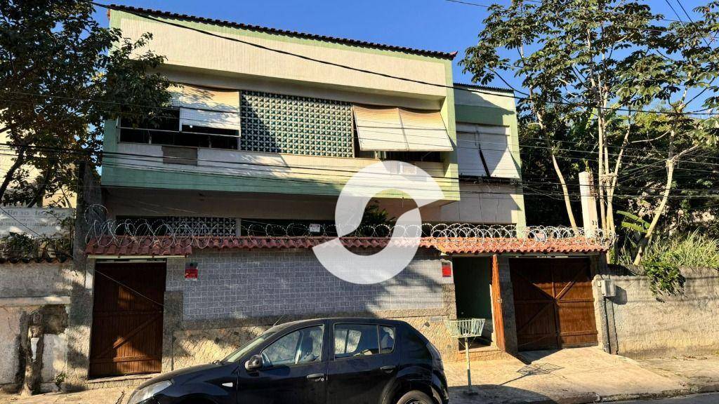 Casa à venda com 5 quartos, 412m² - Fátima,Niterói