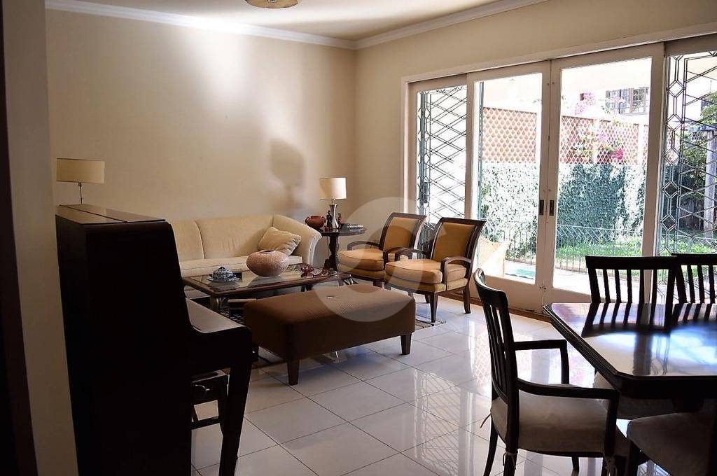 Casa à venda com 3 quartos, 180m² - São Francisco,Niterói