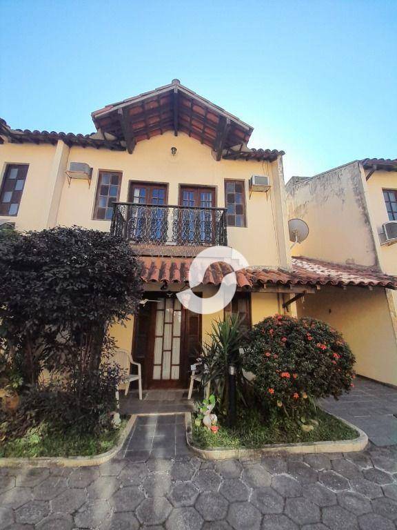 Casa à venda com 3 quartos, 130m² - Itaipu,Niterói
