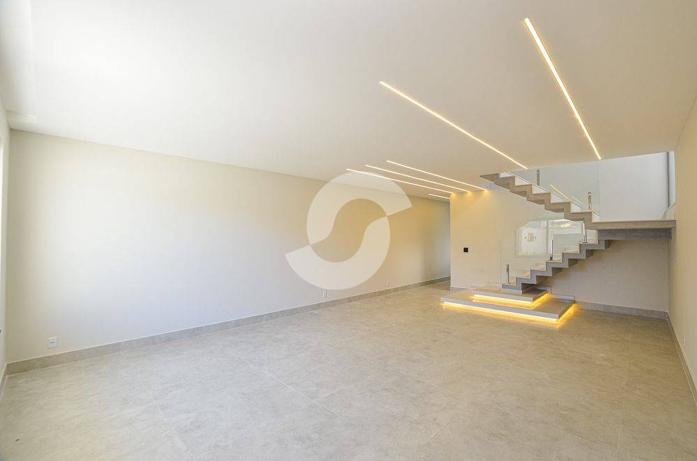  - Casa à venda, 223 m² por R$ 1.800.000,00 - Itaipu - Niterói/RJ