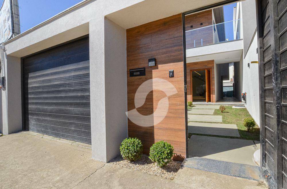 Casa à venda com 3 quartos, 187m² - Itaipu,Niterói