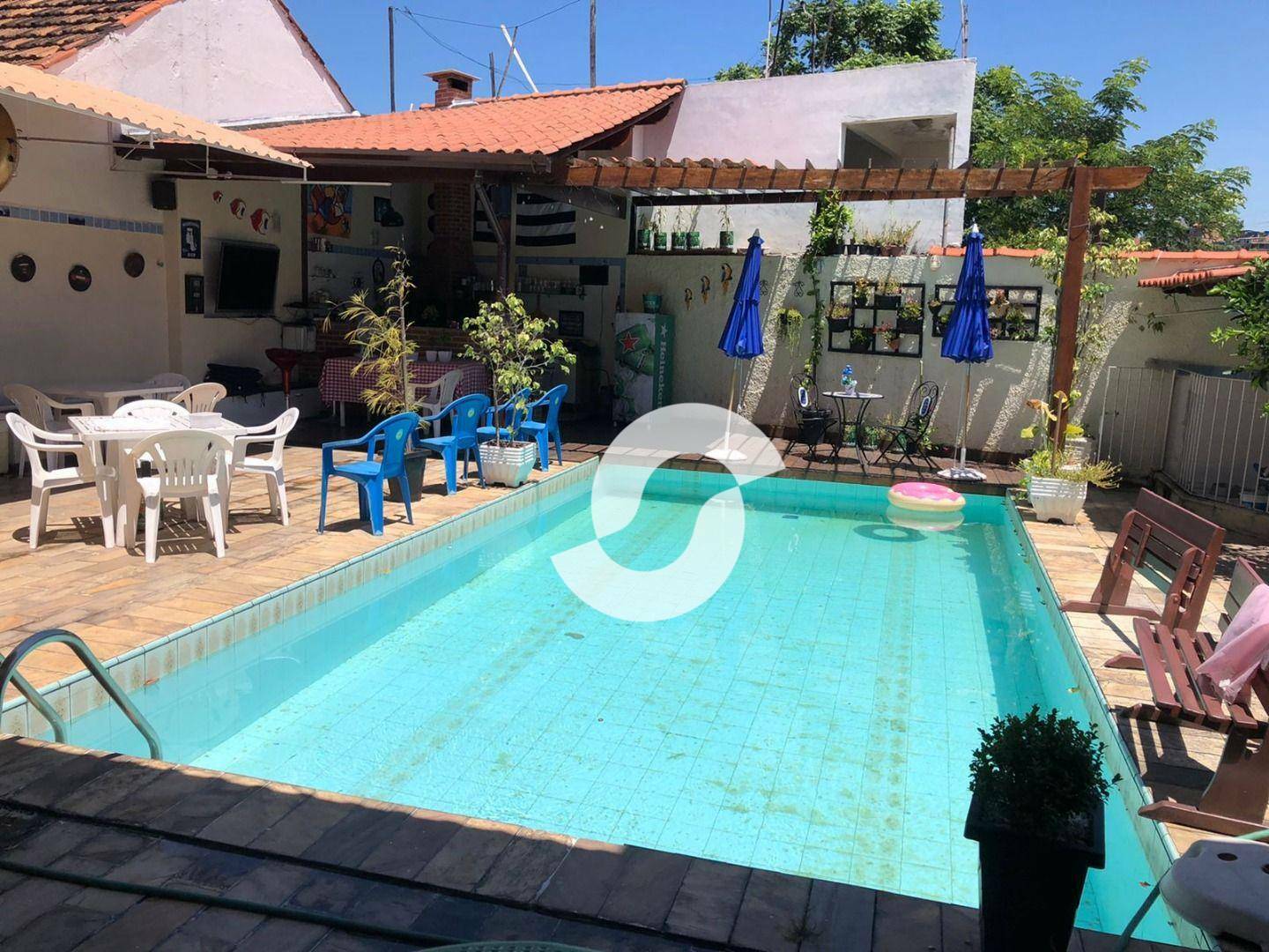 Casa à venda com 4 quartos, 185m² - Largo do Barradas,Niterói