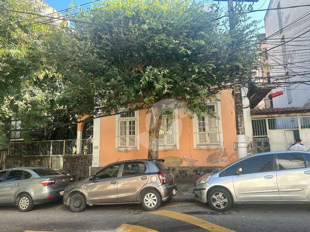 Casa à venda com 1 quarto, 96m² - Santa Rosa,Niterói