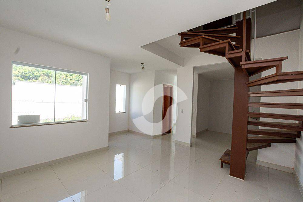 Casa à venda com 3 quartos, 105m² - Itaipu,Niterói