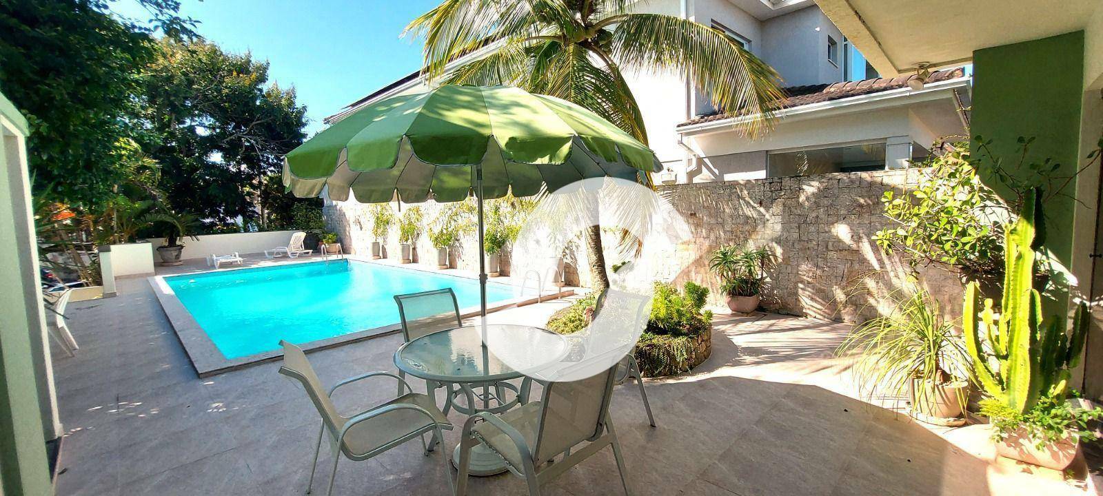  - Casa com 3 dormitórios à venda, 603 m² por R$ 4.600.000,00 - Camboinhas - Niterói/RJ