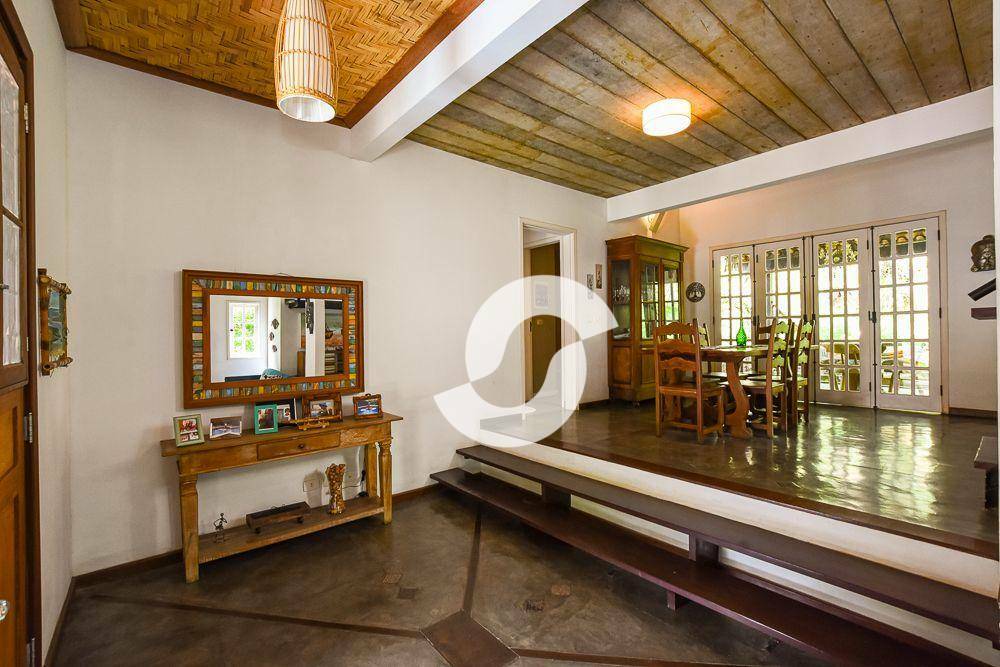  - Casa com 3 dormitórios à venda, 300 m² por R$ 1.600.000,00 - Serra Grande - Niterói/RJ