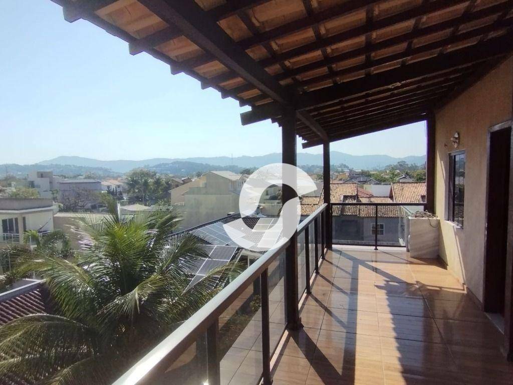 Casa à venda com 5 quartos, 422m² - Camboinhas,Niterói