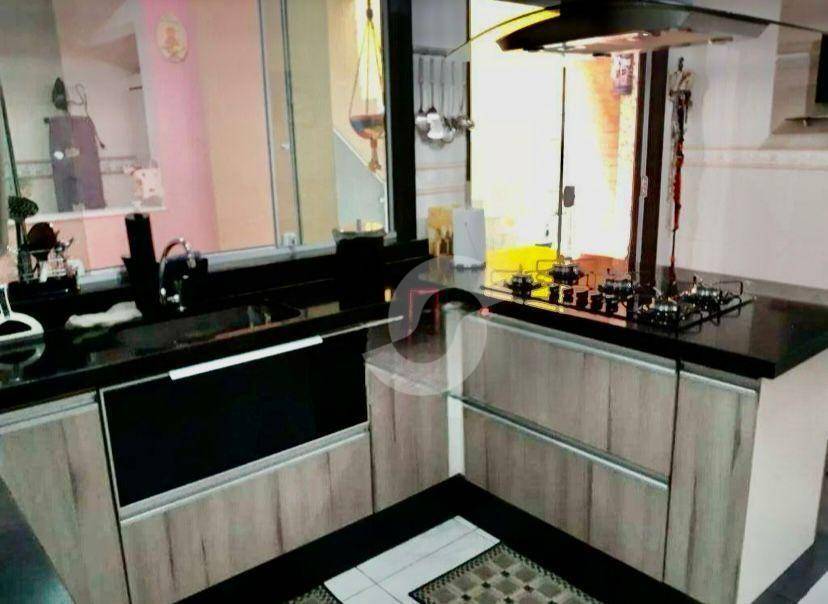 Casa à venda com 3 quartos, 214m² - Barreto,Niterói