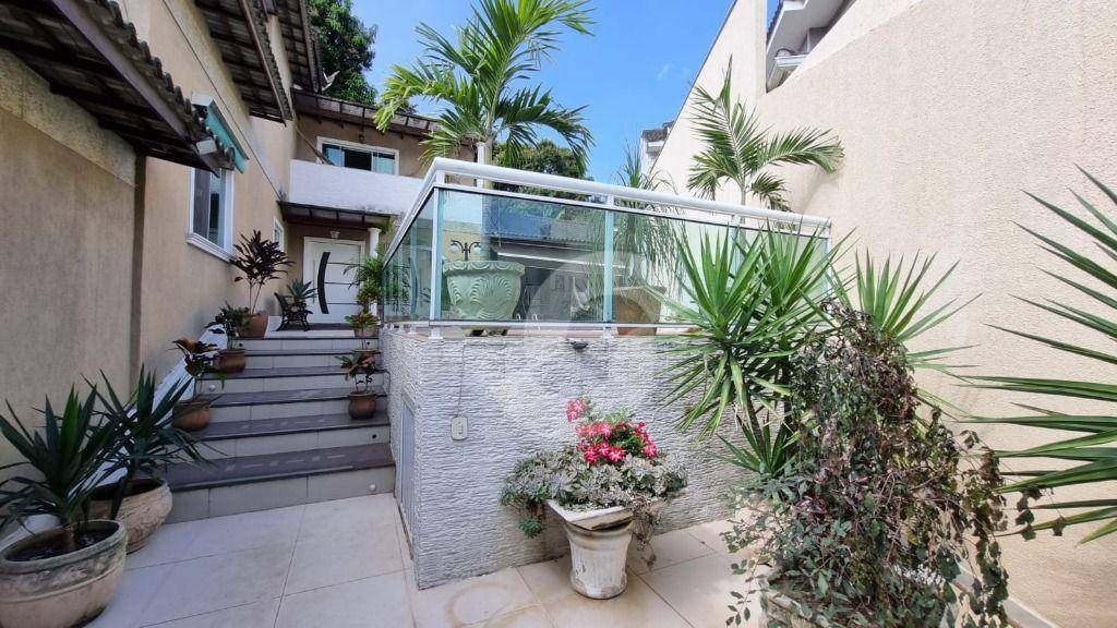  - Casa à venda, 310 m² por R$ 1.380.000,00 - Maria Paula - Niterói/RJ