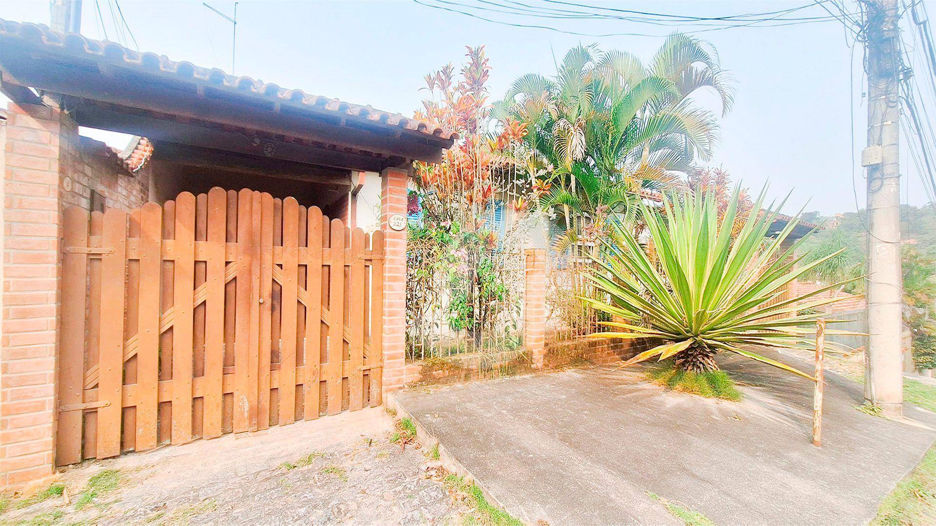 Casa à venda com 3 quartos, 133m² - Maria Paula,Niterói