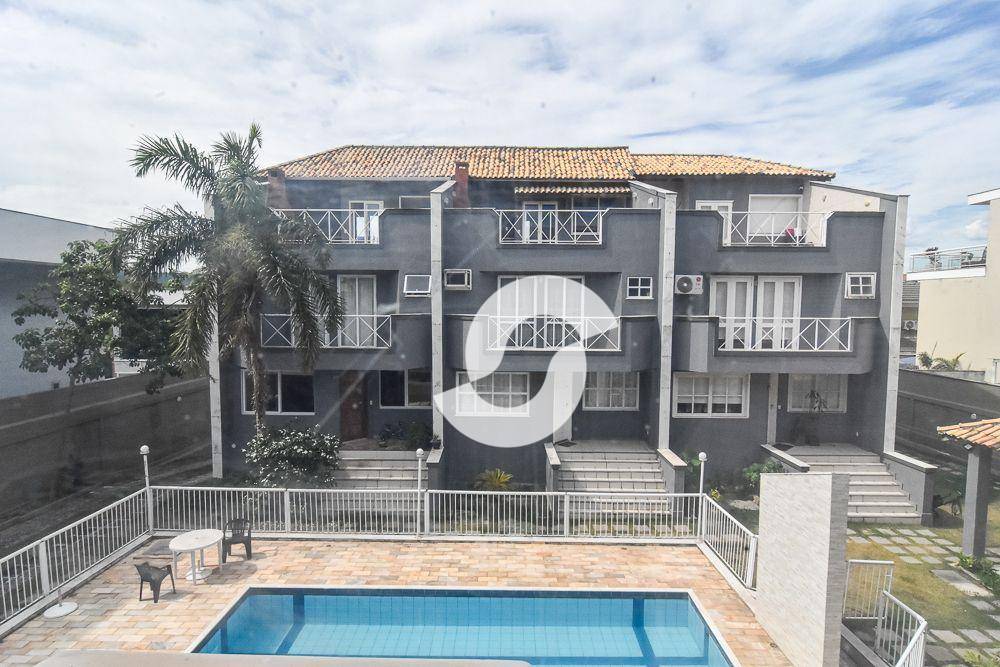 Casa à venda com 3 quartos, 205m² - Camboinhas,Niterói