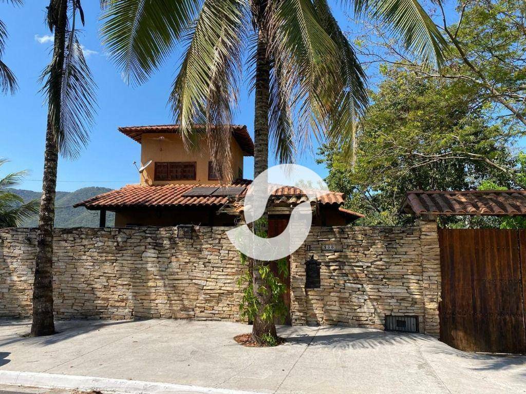 Casa à venda com 3 quartos, 198m² - Itaipu,Niterói