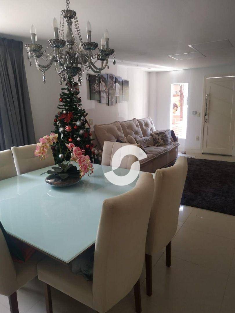 Casa à venda com 4 quartos, 217m² - São Francisco,Niterói
