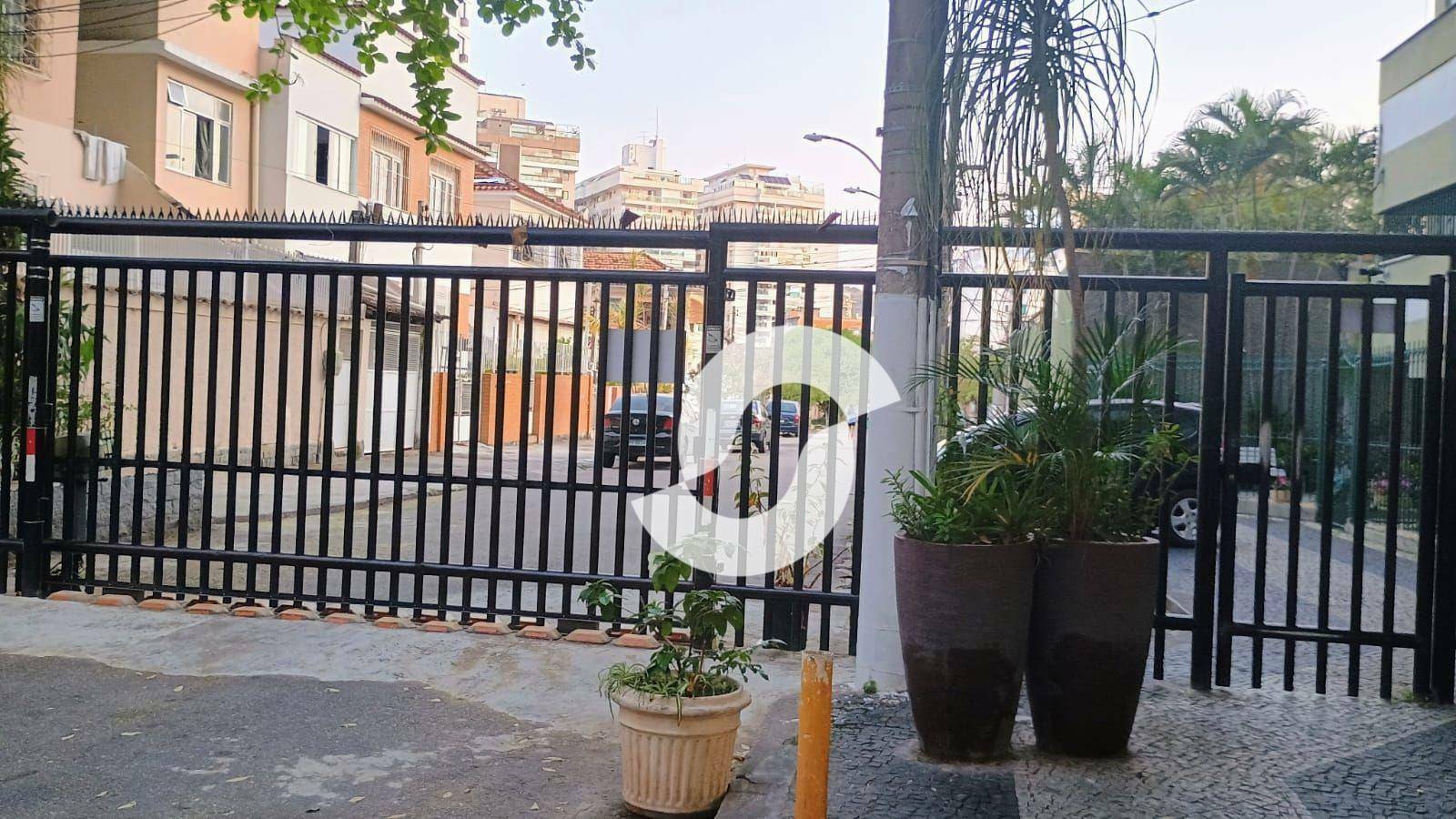 Casa à venda com 4 quartos, 123m² - Santa Rosa,Niterói
