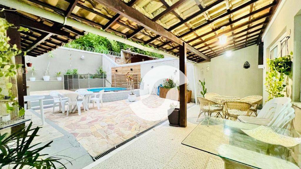 Casa à venda com 3 quartos, 150m² - Vila Progresso,Niterói