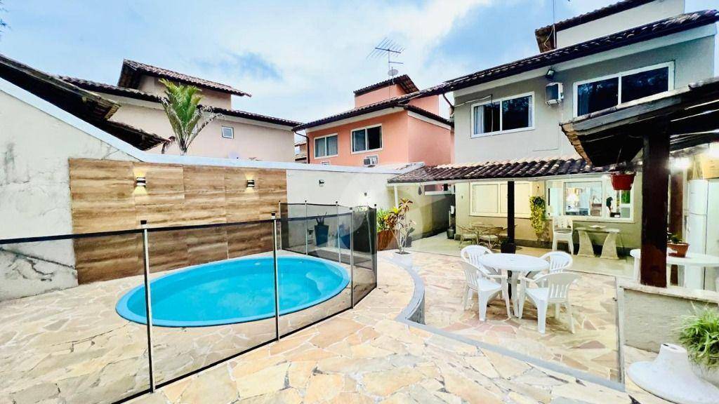 Casa à venda com 3 quartos, 150m² - Vila Progresso,Niterói