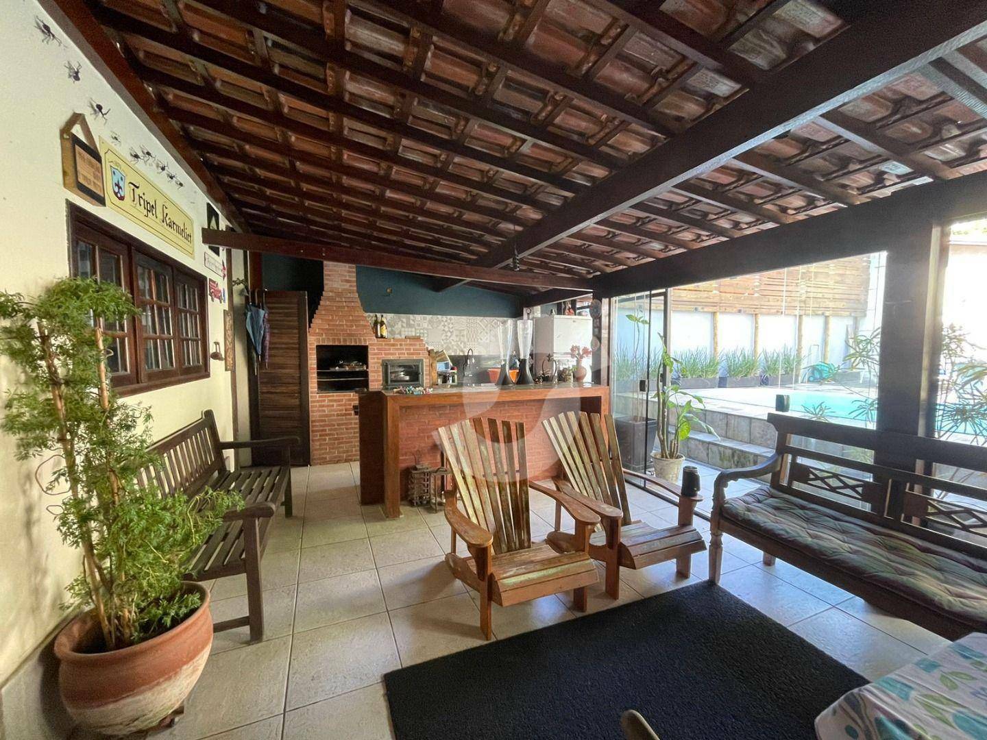 Casa à venda com 1 quarto, 80m² - Badu,Niterói