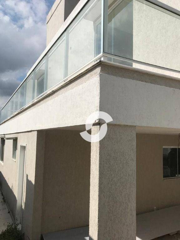 Casa à venda com 3 quartos, 192m² - Vila Progresso,Niterói