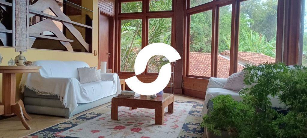 Casa à venda com 4 quartos, 583m² - Itacoatiara,Niterói