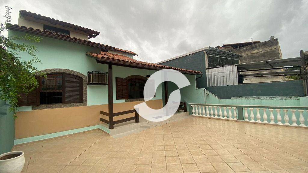 Casa à venda com 4 quartos, 166m² - Fonseca,Niterói