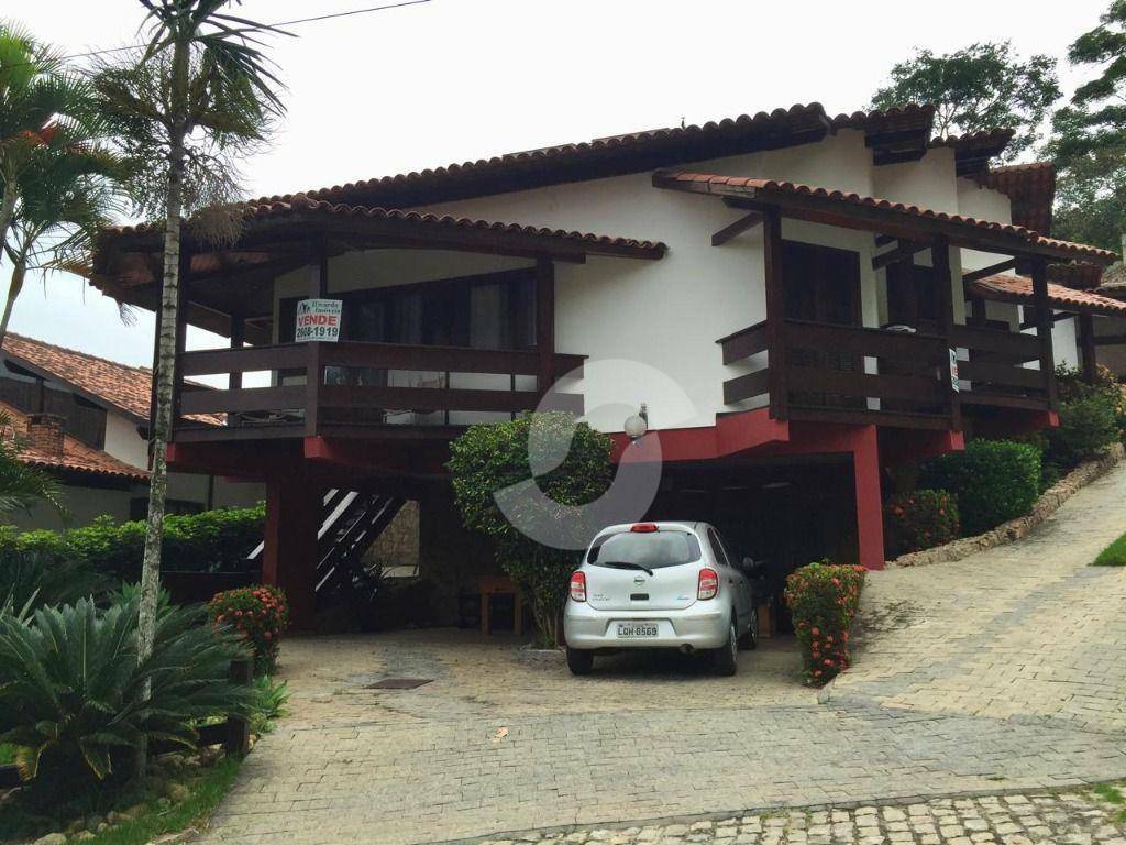 Casa à venda com 3 quartos, 400m² - Piratininga,Niterói