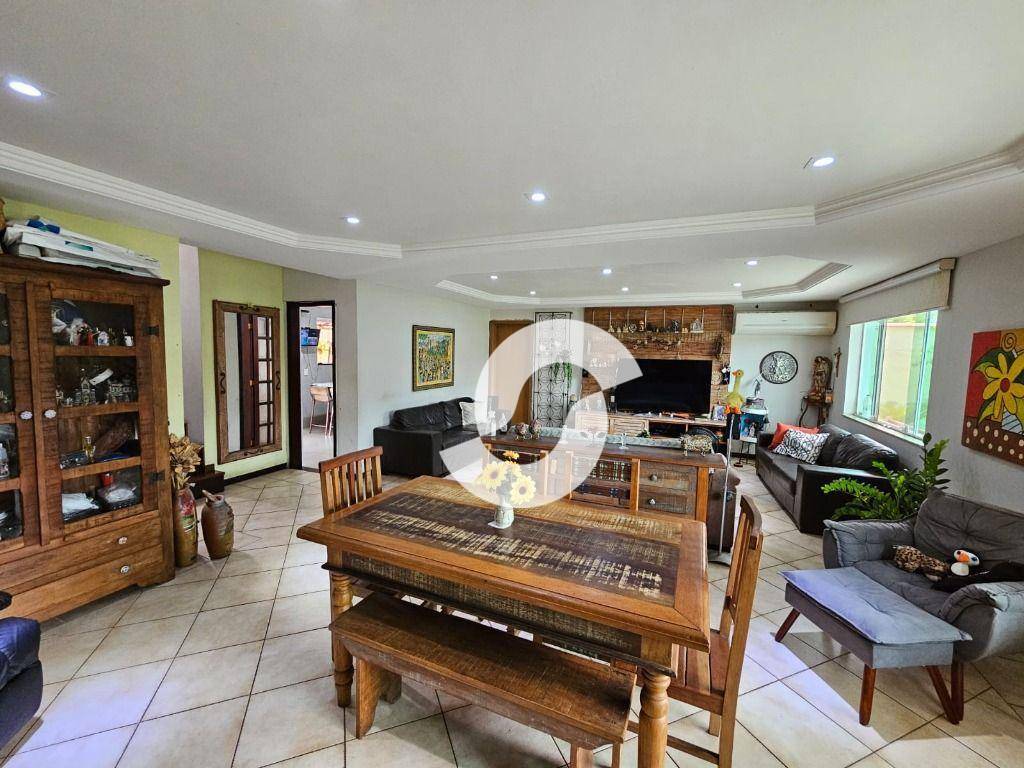 Casa à venda com 5 quartos, 267m² - Maravista,Niterói