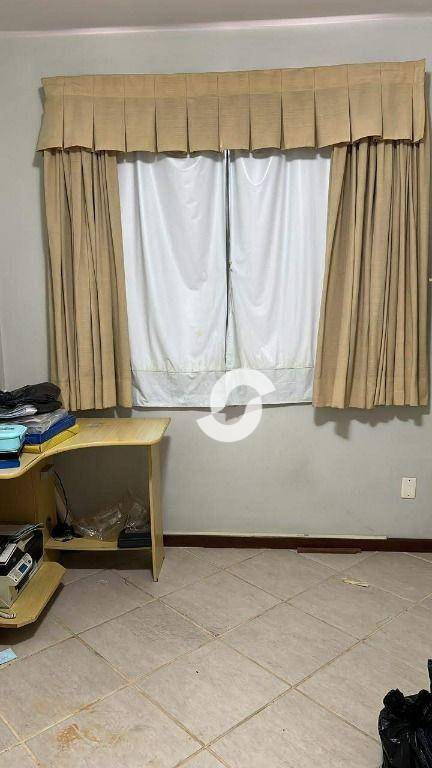 Casa à venda com 3 quartos, 108m² - Mata Paca,Niterói