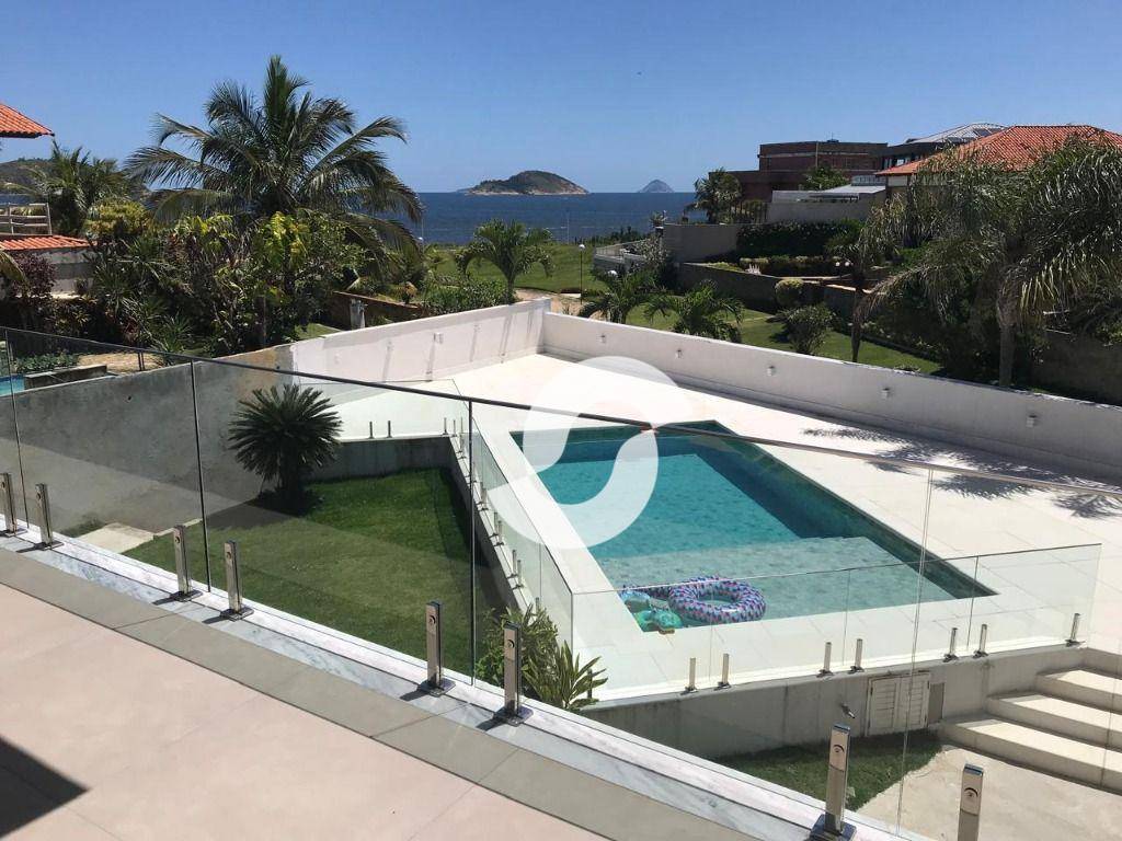 Casa à venda com 4 quartos, 452m² - Camboinhas,Niterói