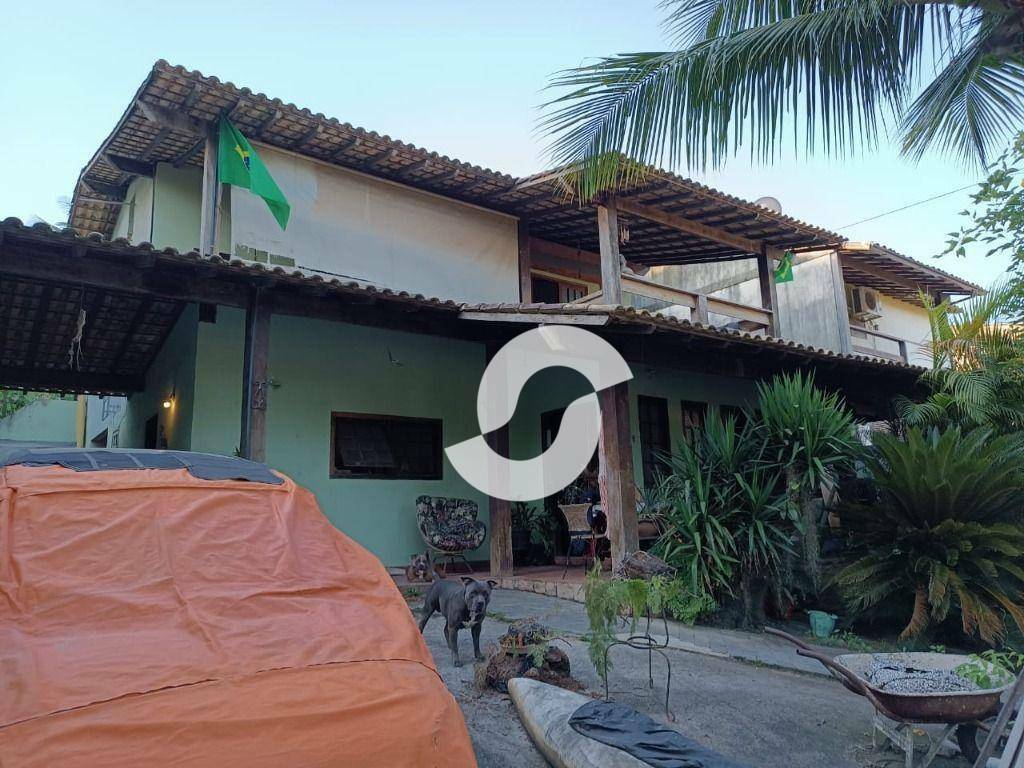 Casa à venda com 1 quarto, 320m² - Itaipu,Niterói