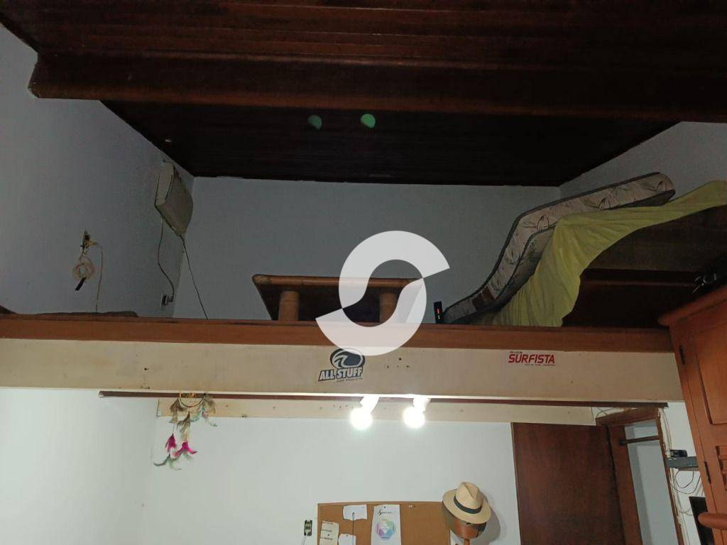  - Ótima Casa 5 qts , area de lazer ótima