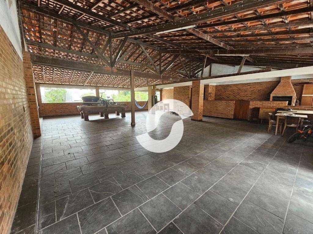 Casa à venda com 4 quartos, 413m² - São Lourenço,Niterói