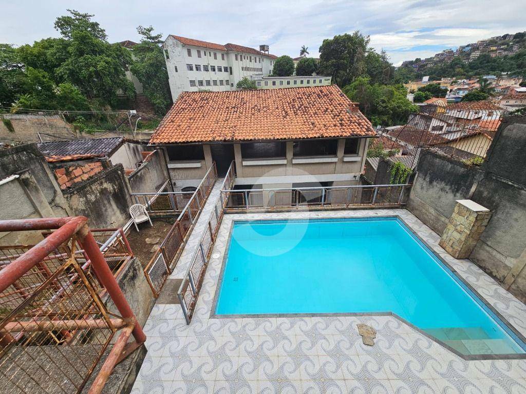 Casa à venda com 4 quartos, 413m² - São Lourenço,Niterói