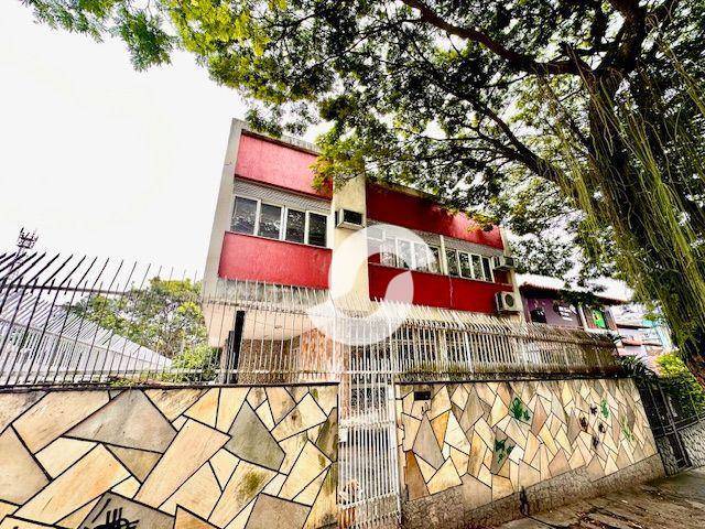 Casa à venda com 5 quartos, 320m² - Vital Brasil,Niterói