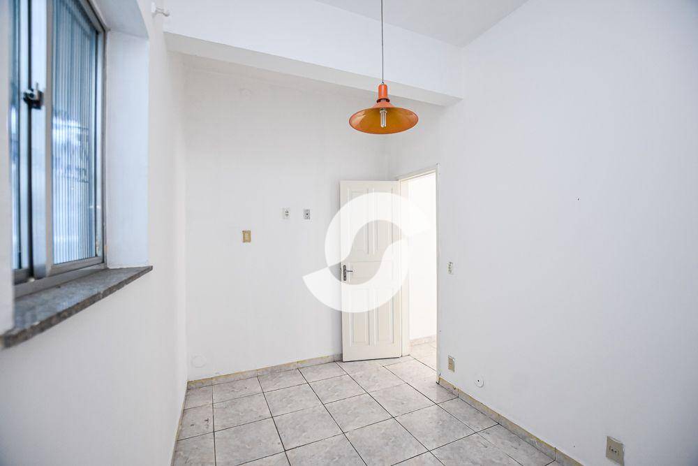 Casa à venda com 5 quartos, 140m² - Barreto,Niterói