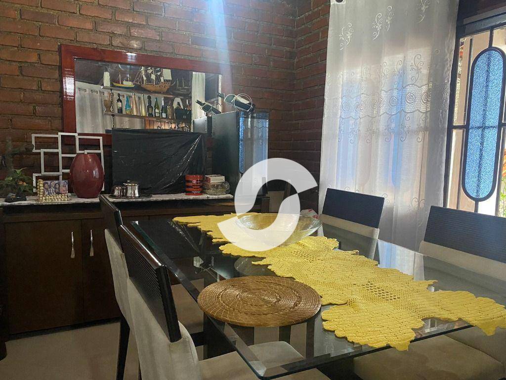  - Casa à venda, 200 m² por R$ 750.000,00 - Itaipu - Niterói/RJ