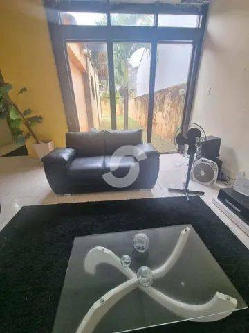  - Casa à venda, 200 m² por R$ 3.900.000,00 - Camboinhas - Niterói/RJ