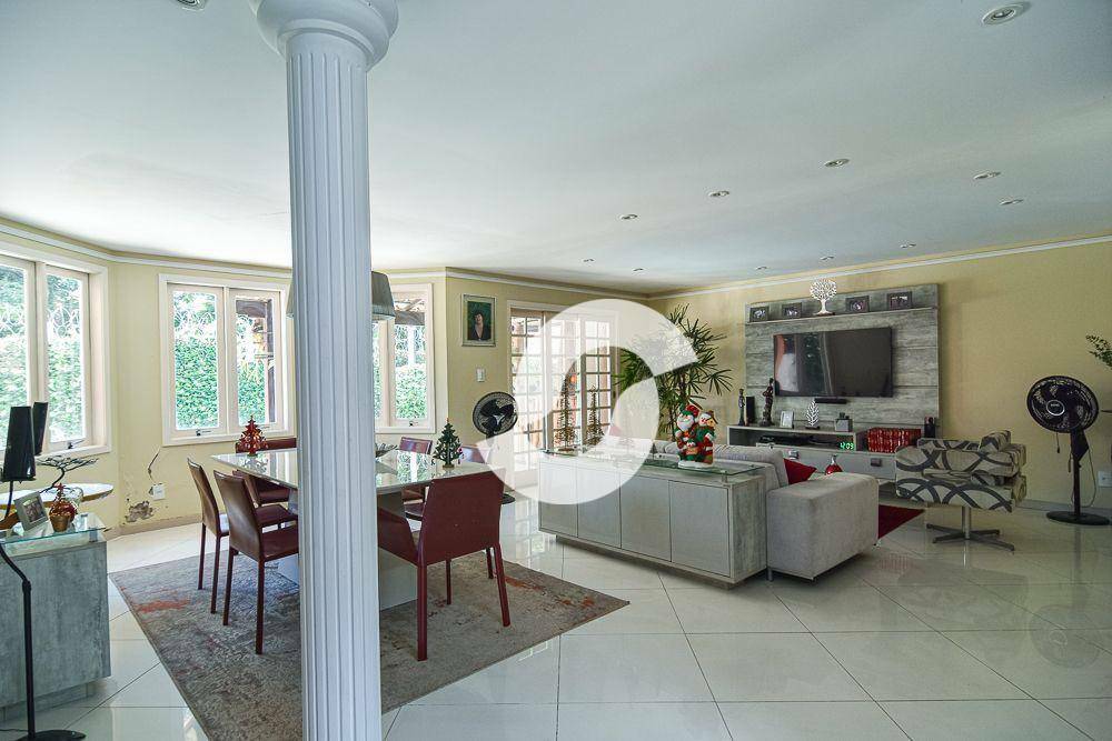 Casa à venda com 4 quartos, 300m² - Badu,Niterói