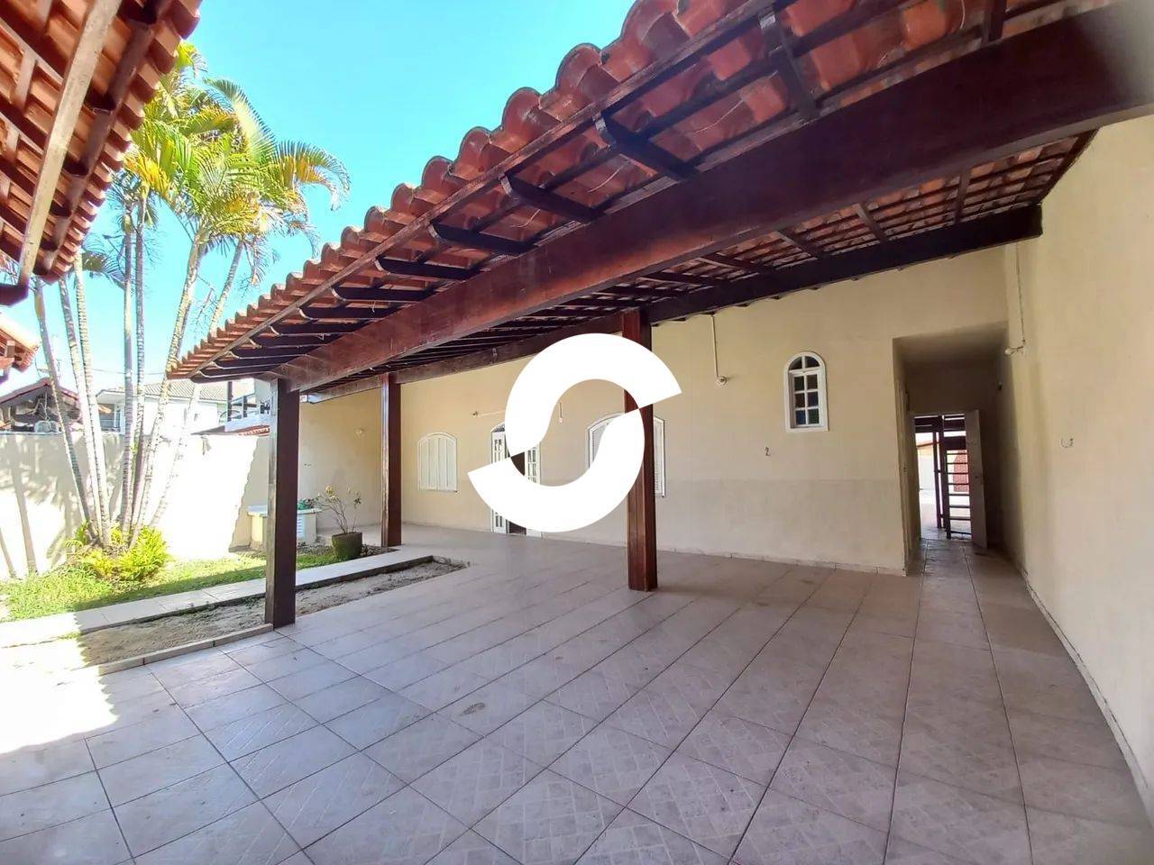 Casa à venda com 3 quartos, 330m² - Piratininga,Niterói