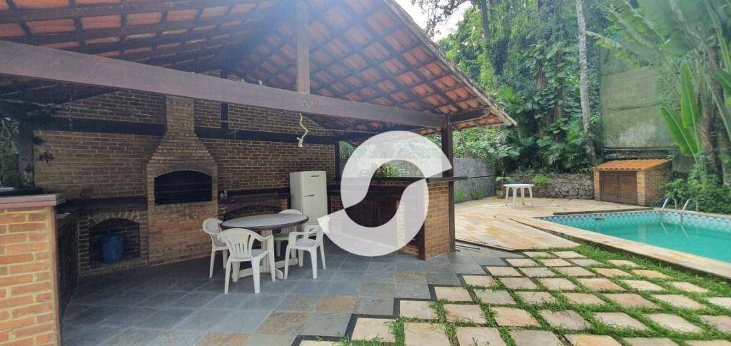  - Casa com 5 dormitórios à venda, 381 m² por R$ 2.120.000,00 - Itaipu - Niterói/RJ