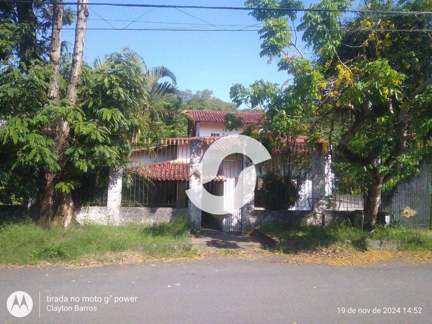 Casa à venda com 4 quartos, 189m² - Mata Paca,Niterói