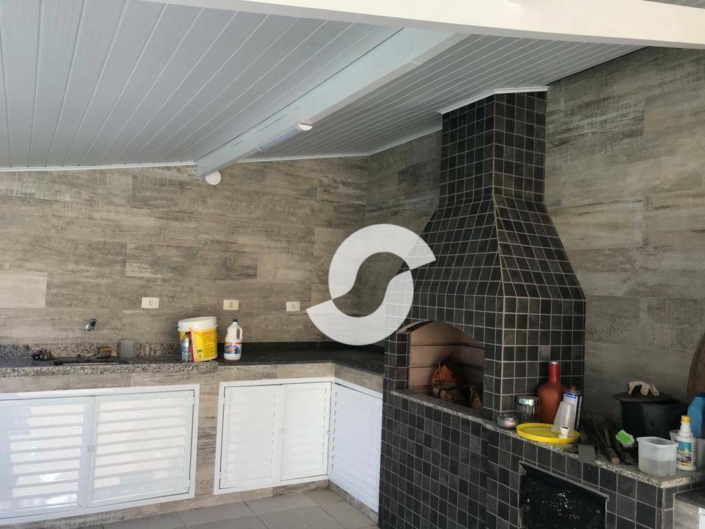 Casa à venda com 6 quartos, 412m² - Serra Grande,Niterói