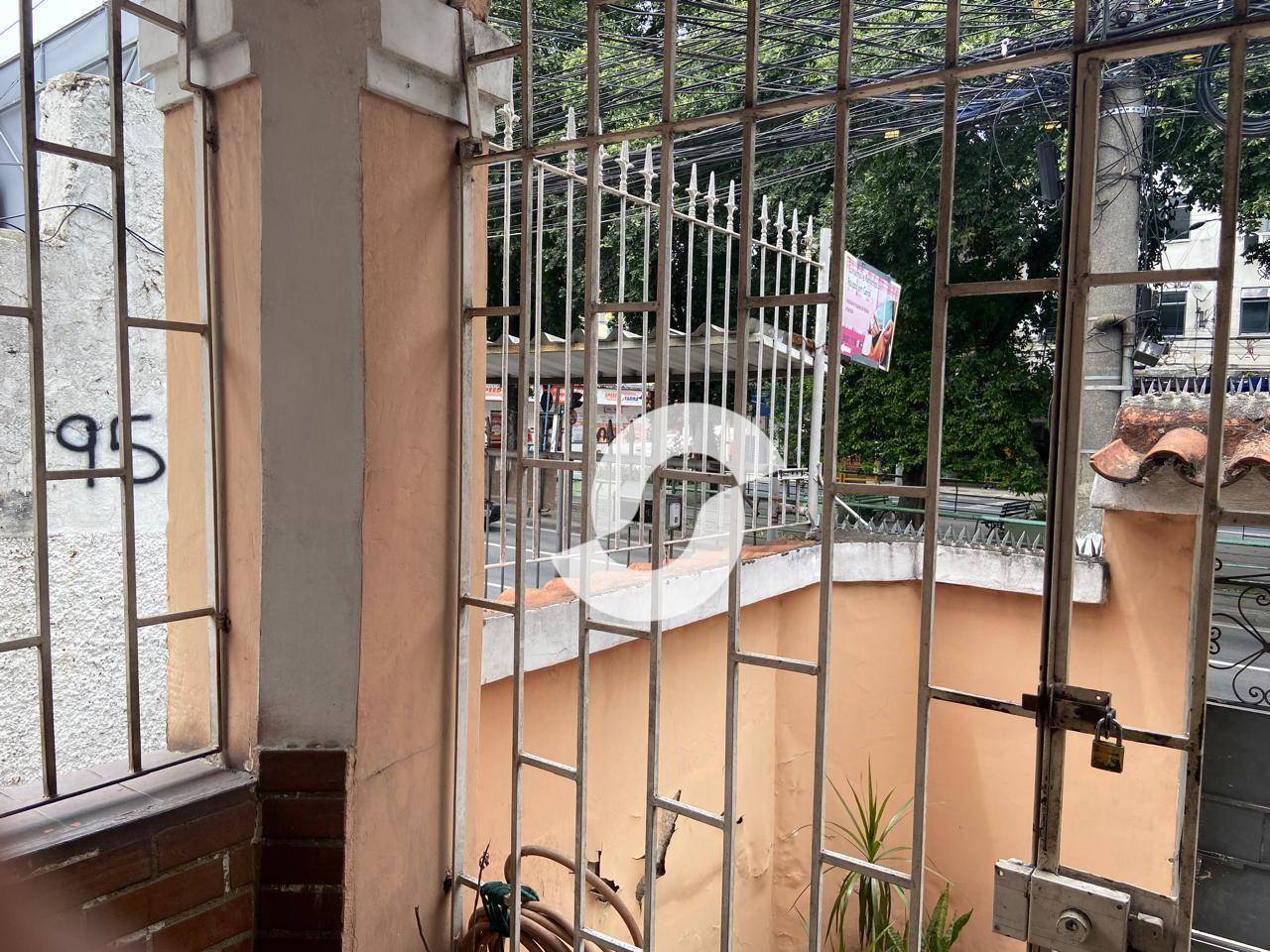  - Casa com 2 dormitórios à venda, 60 m² por R$ 670.000,00 - Fonseca - Niterói/RJ